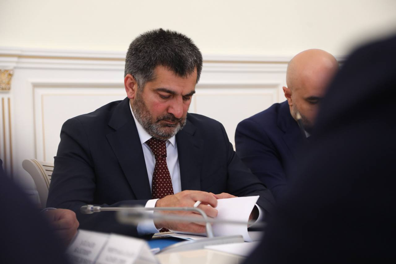 Гаджи Султанов подвел итоги участия республики в Кавказском инвестиционном форуме