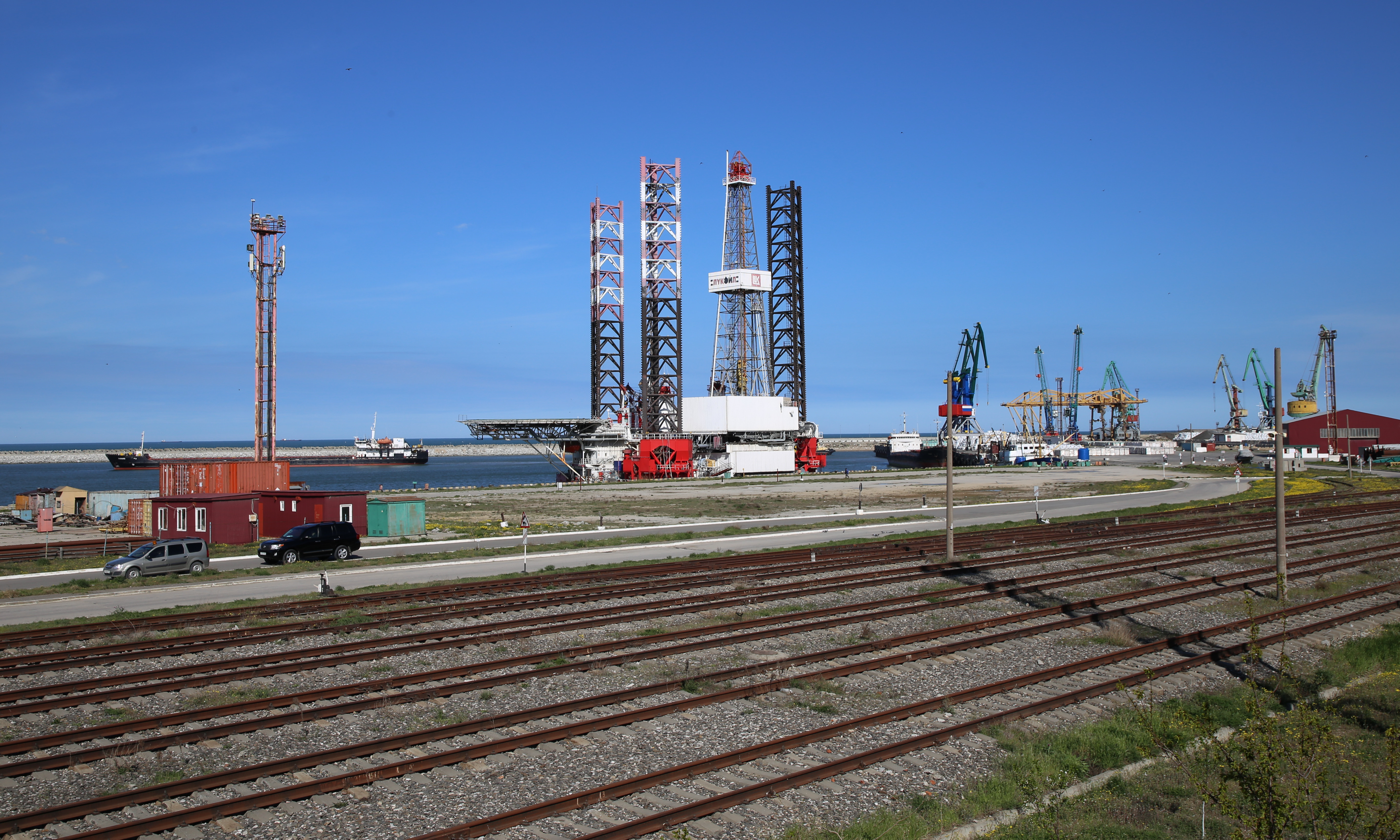 Морпорт Махачкалы увеличил годовую прибыль благодаря нацпроекту «Производительность труда»