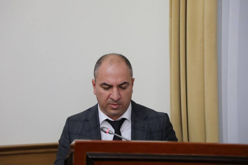 Адильхан Ахмедов выступил с докладом об оценке эффективности деятельности органов власти Республики Дагестан