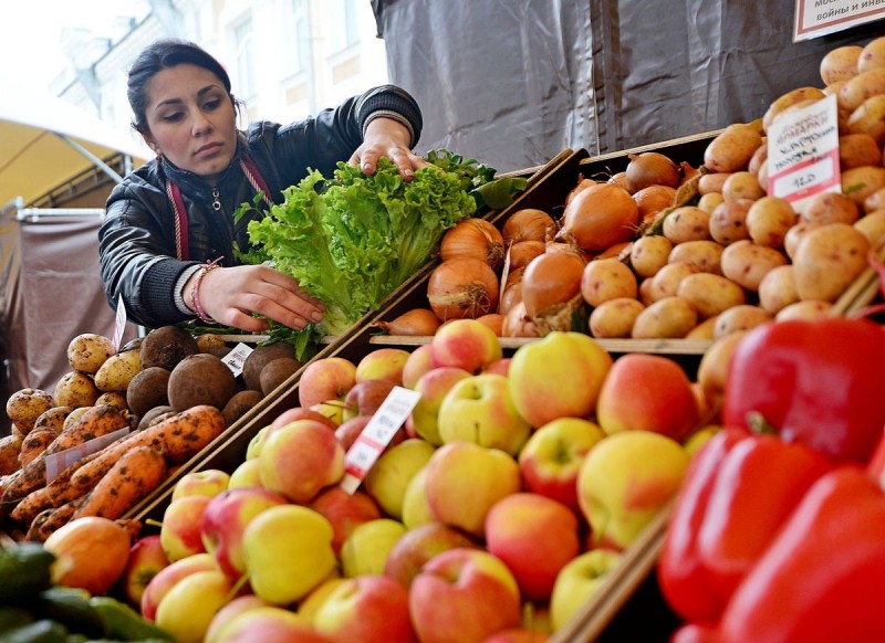 Самозанятые граждане смогут продавать свою продукцию на ярмарках выходного дня