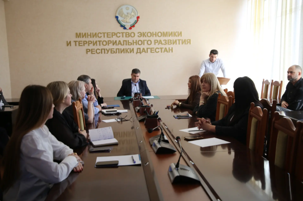 В Минэкономразвития Дагестана обсудили вопросы представления сведений о доходах госслужащих