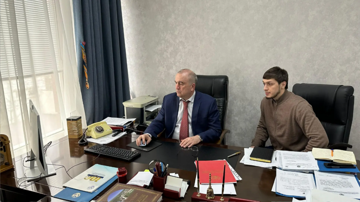 Статс-секретарь – заместитель министра экономики и территориального развития РД Камиль Изиев принял участие в заседании комиссии Госсовета РФ по направлению «Эффективная и конкурентная экономика»