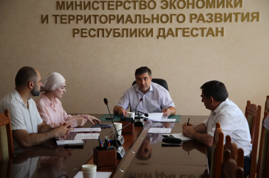 В Минэкономразвития Дагестана обсудили дальнейшее развитие сотрудничества с «АК Барс» Банком