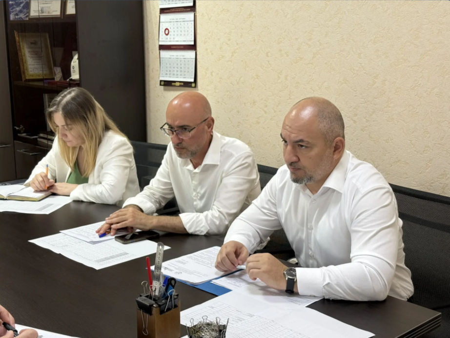В Минэкономразвития Дагестана обсудили реализацию госпрограммы по развитию столичных функций Махачкалы
