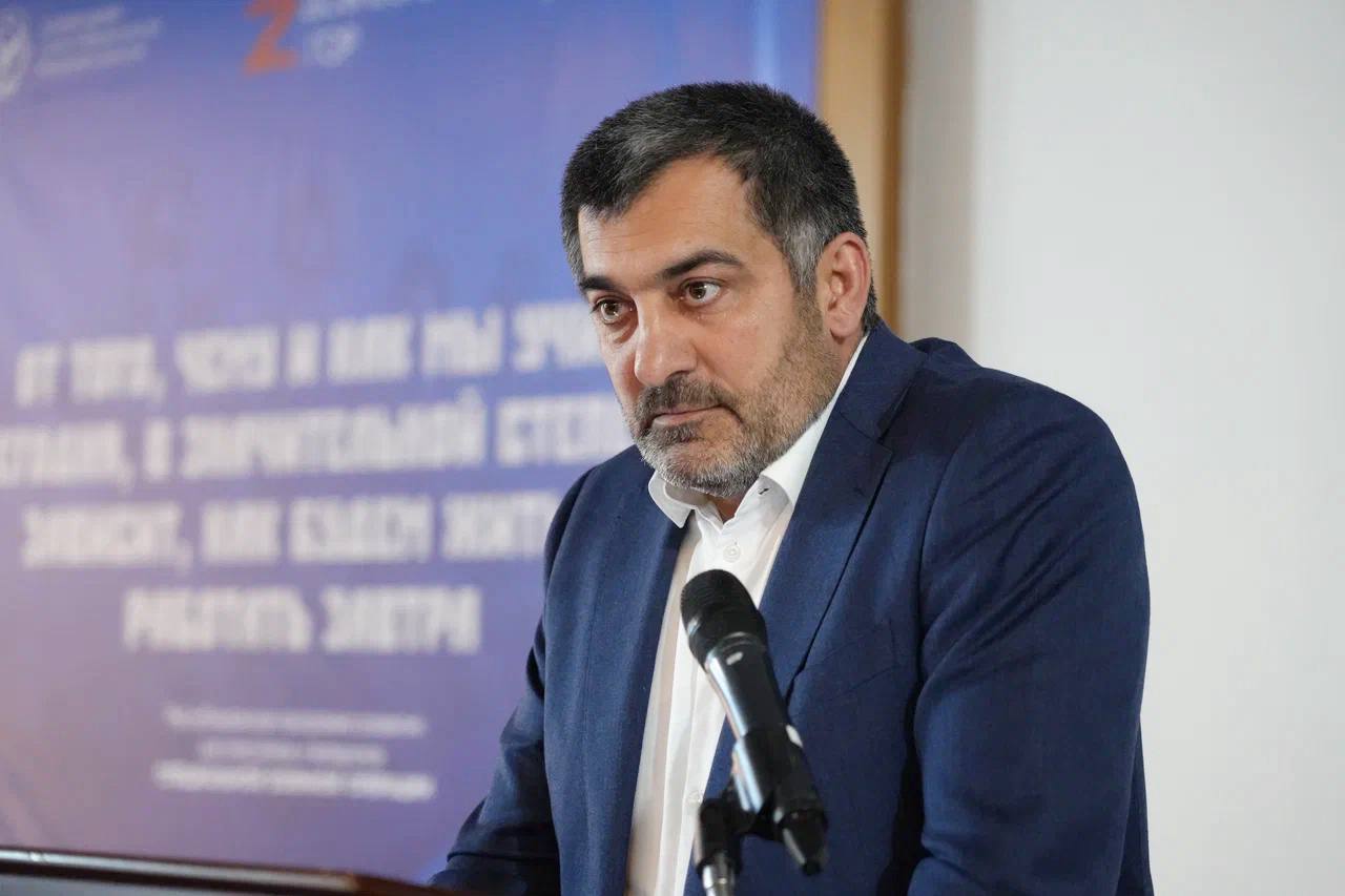 Гаджи Султанов выступил перед участниками республиканской программы «Доблесть гор»