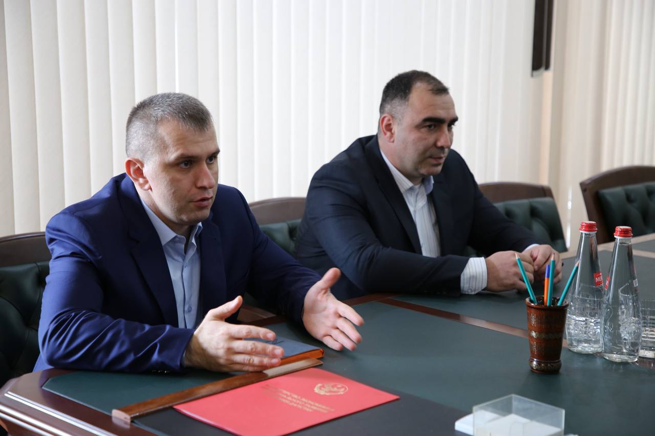 Участники программы «Время героев» пройдут стажировку в Минэкономразвития Дагестана