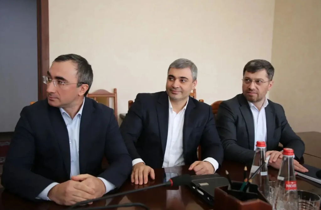 Гаджи Султанов прокомментировал выступление Президента РФ Владимира Путина в ходе прямой линии