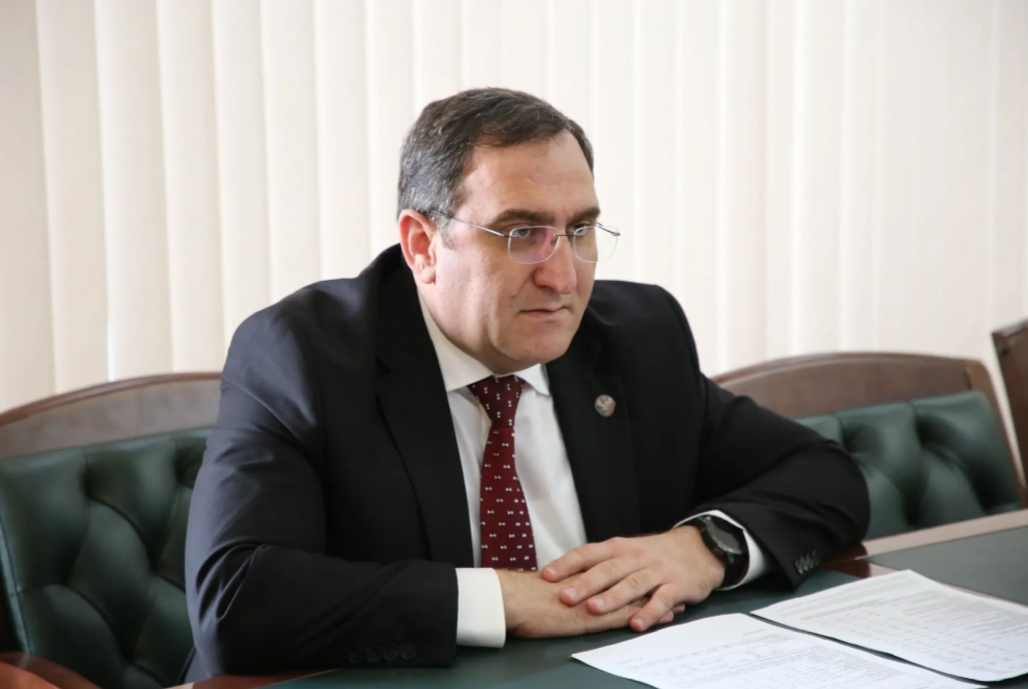 Гаджи Султанов провел встречу с руководителем Дагестанстата Арсеном Рустамовым