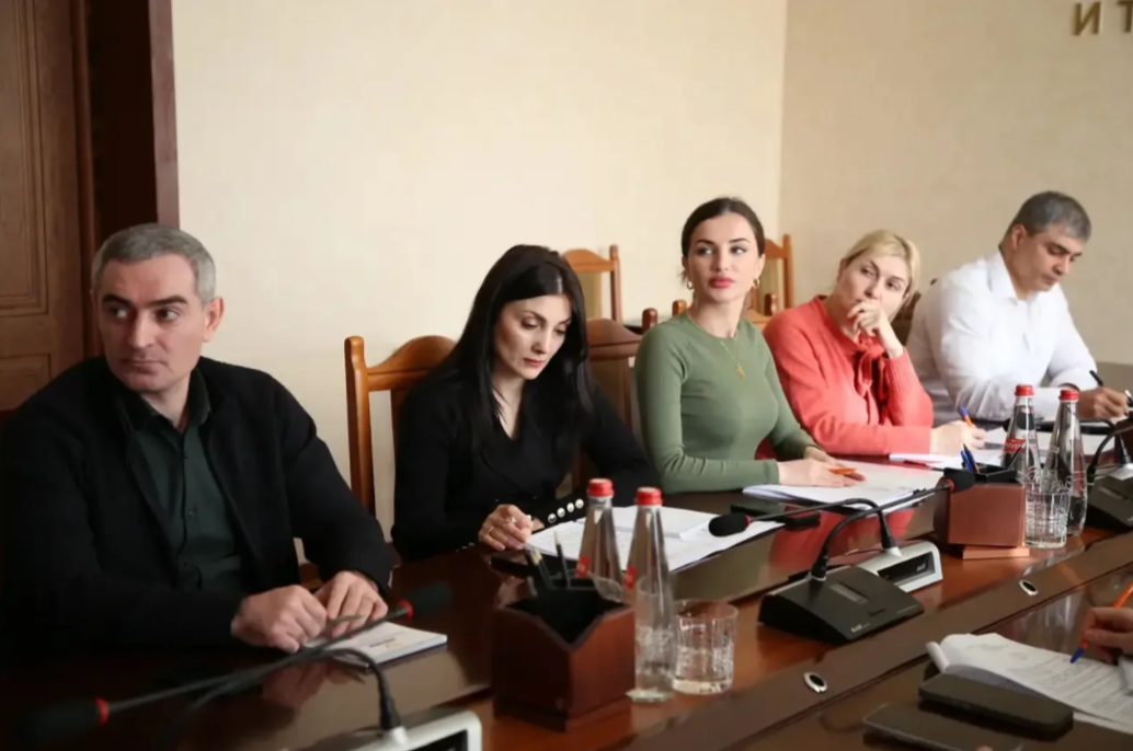 Коллектив Минэкономразвития Дагестана принял участие в совещании по обсуждению планов поддержки экспорта на 2026 год