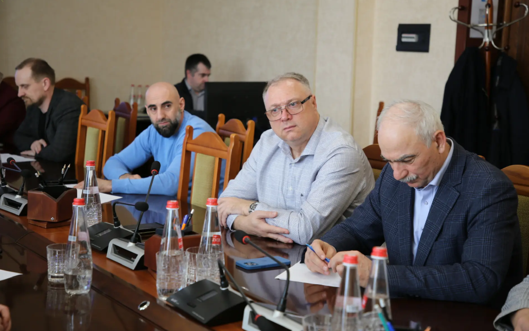 В Дагестане в рамках нацпроекта «Эффективная и конкурентная экономика» обсудили повышение производительности труда