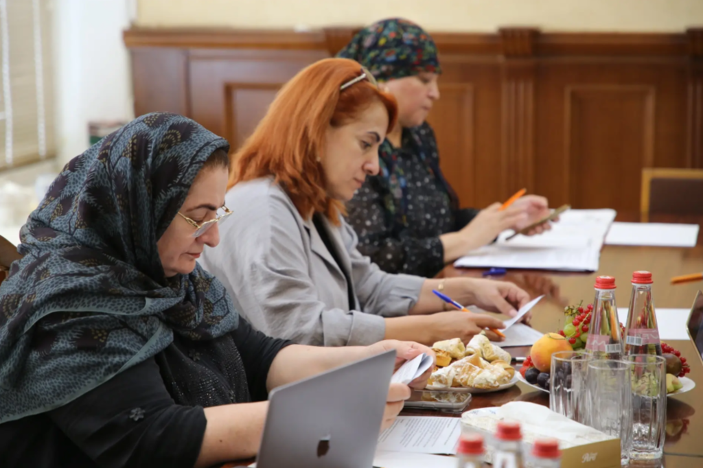 В Минэкономразвития Дагестана обсудили реализацию «дорожной карты» по повышению качества жизни